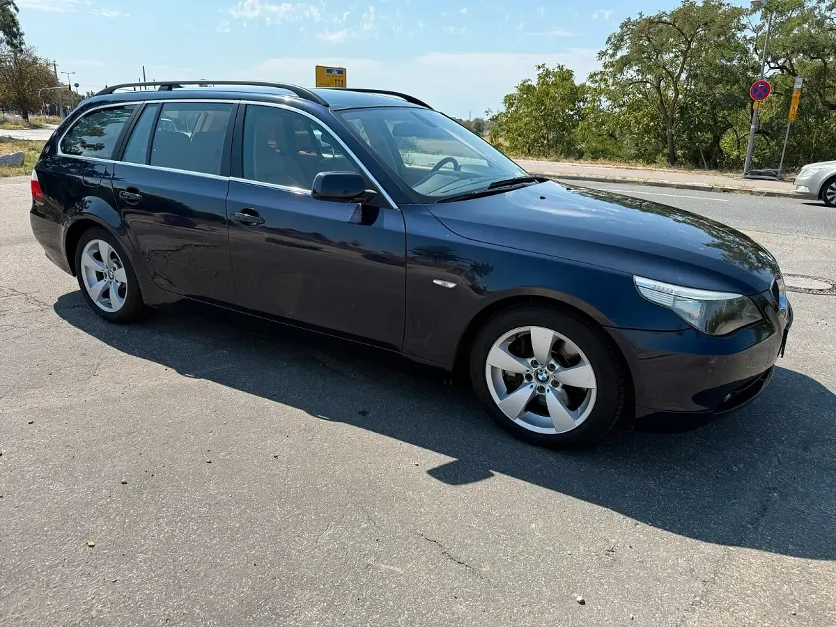 Gebraucht BMW 535 272 PS (200 kW) 2005 Blau Kombi