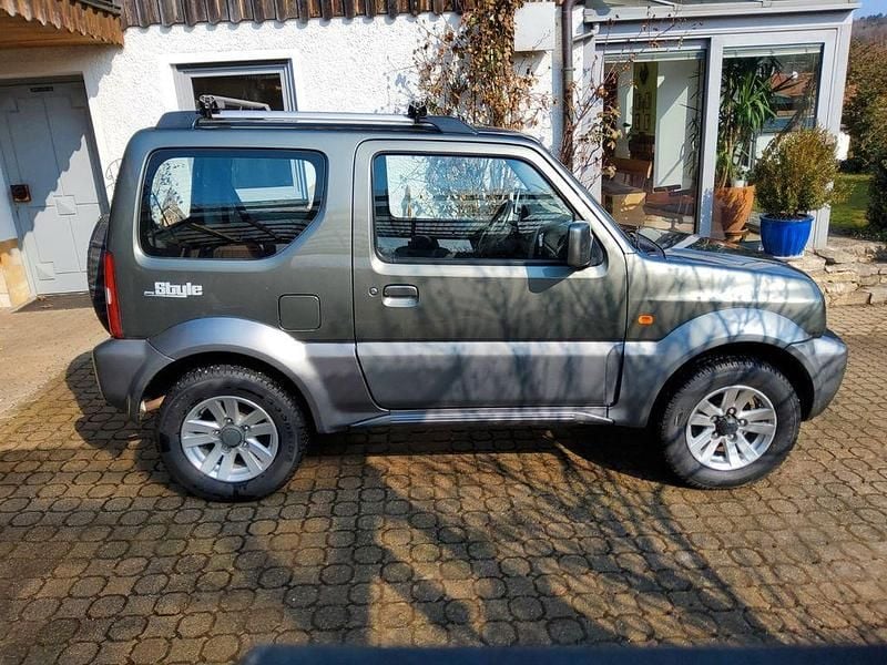 Gebraucht Suzuki Jimny Style 86 PS (63 kW) 2009 SUV