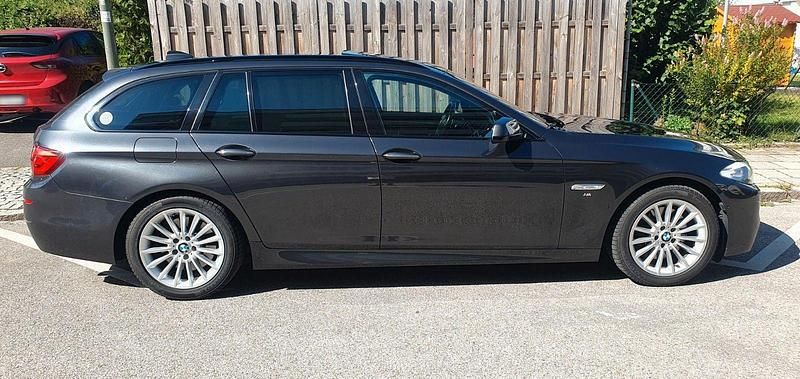 Gebraucht BMW 535 Comfort Edition 313 PS (230 kW) 2012 Grau Kombi