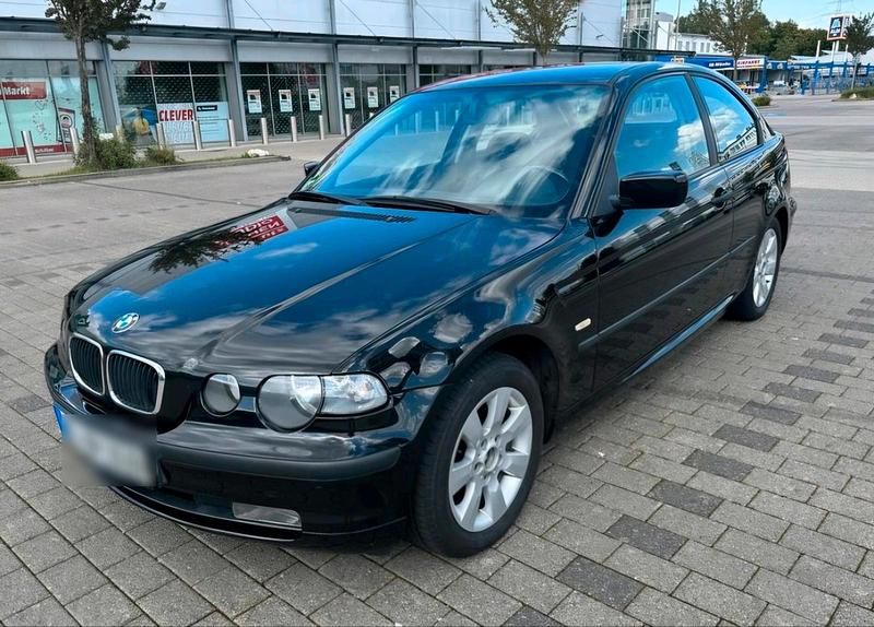 Gebraucht BMW 316 116 PS (85 kW) 2004 Schwarz Limousine