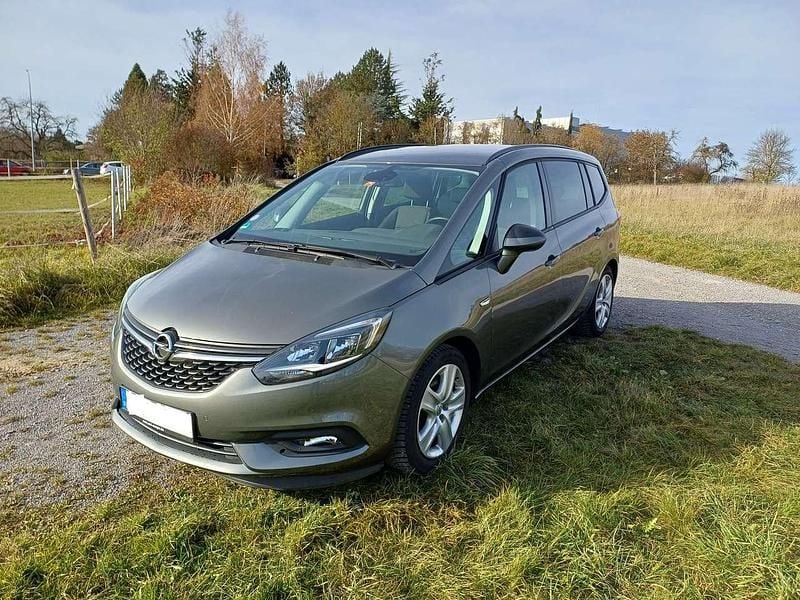 Gebraucht Opel Zafira 140 PS (102 kW) 2017 Grau Van / Kleinbus