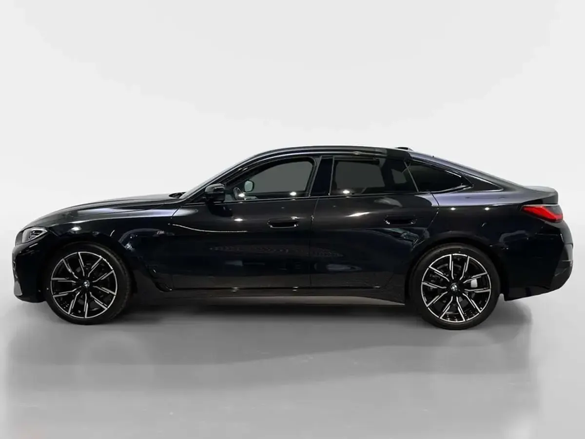 Gebraucht BMW 420 M Sport 190 PS (139 kW) 2022 Saphirschwarz metallic Coupé