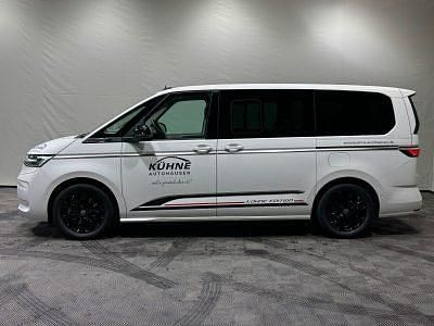 Używany VW Multivan Style 150 KM (110 kW) 2024 Srebrny Minivan