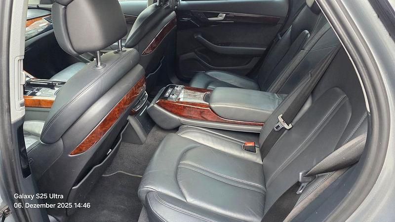 Gebraucht Audi A8 Ambiente 290 PS (213 kW) 2011 Grau Limousine