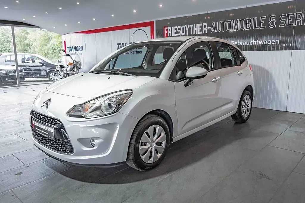 Gebraucht Citroën C3 Tendance 73 PS (53 kW) 2011 Weiß Kleinwagen