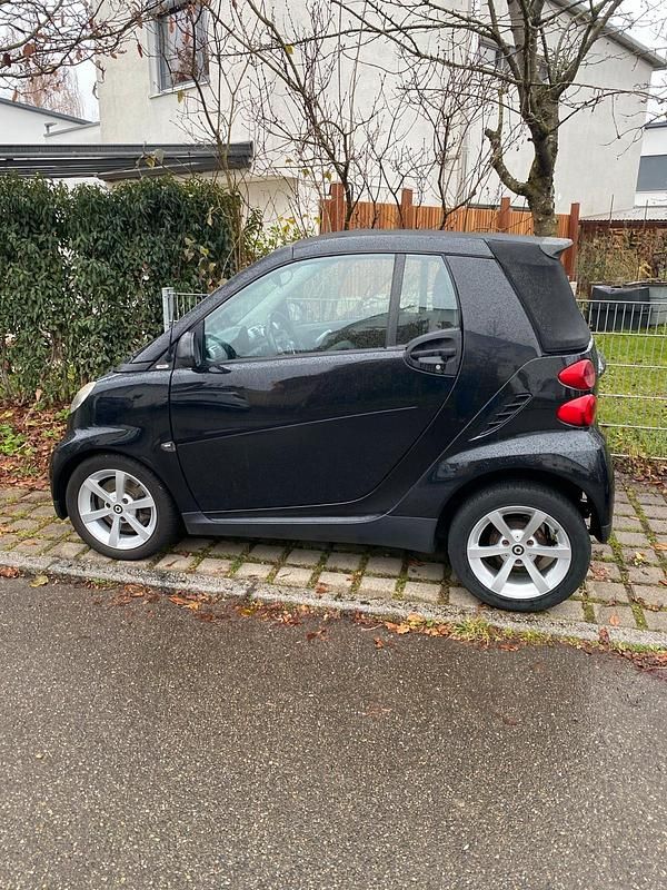Schwarz Gebraucht 2010 Smart ForTwo Cabrio Cabrio | 3.600 € (Guter Preis) - Bild 1/4