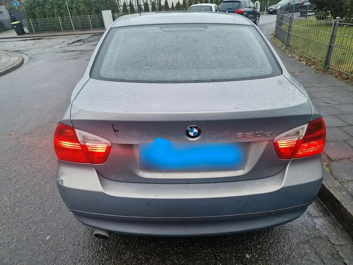 Gebraucht BMW 320 163 PS (119 kW) 2005 Limousine