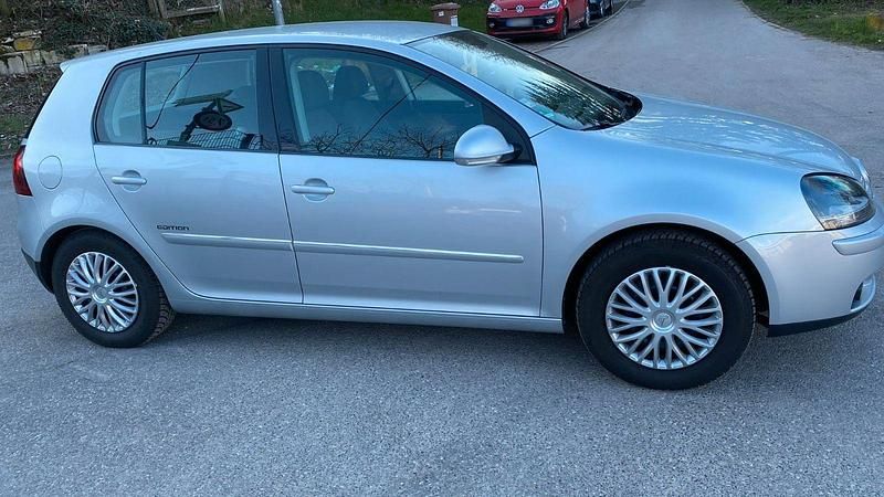 Gebraucht VW Golf VI Edition 80 PS (58 kW) 2008 Silber Kleinwagen