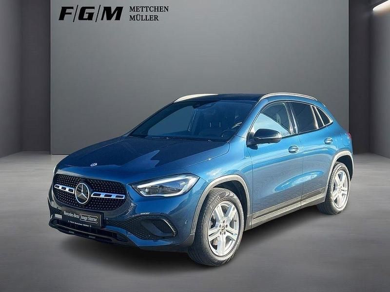 Gebraucht Mercedes GLA250 Progressive 218 PS (160 kW) 2021 Blau SUV