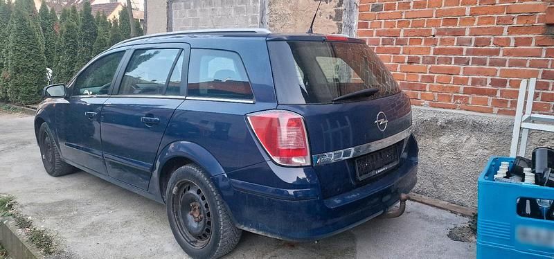 Gebraucht Opel Astra 150 PS (110 kW) 2005 Blau Limousine