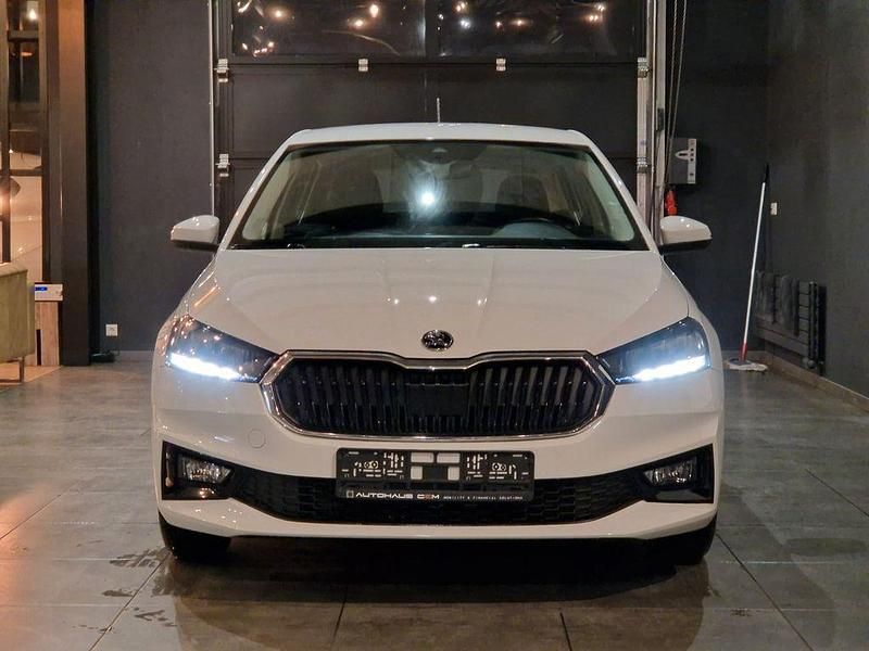 Gebraucht Skoda Fabia Ambition 95 PS (69 kW) 2022 Weiß Limousine