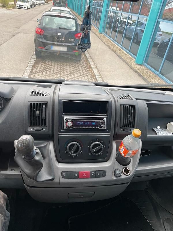 Gebraucht Citroën Jumper 101 PS (74 kW) 2009 Silber Van / Kleinbus