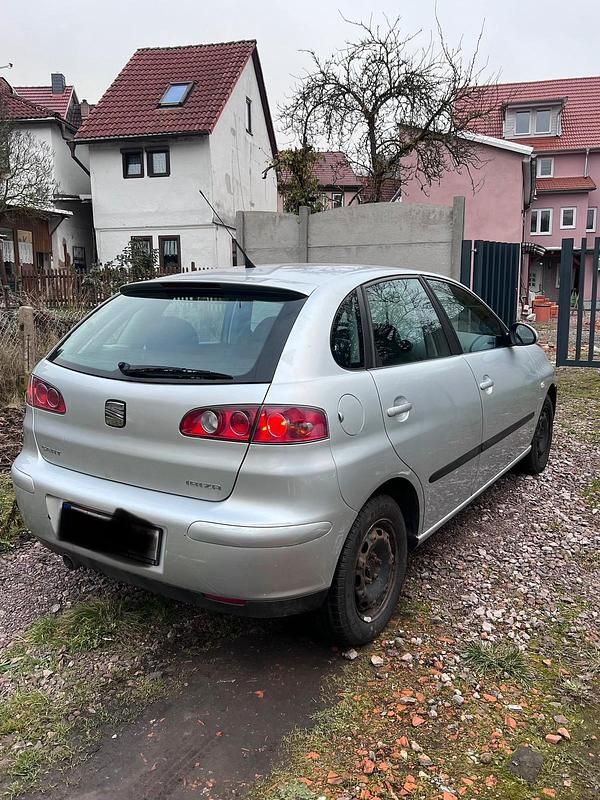 Gebraucht Seat Leon 75 PS (55 kW) 2005 Silber Limousine