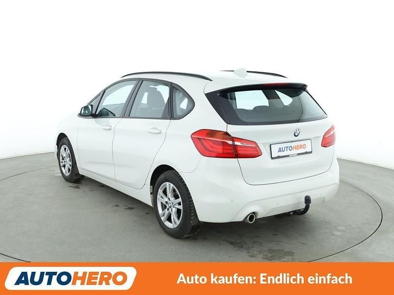 Gebraucht BMW 218 Active Tourer Advantage 140 PS (102 kW) 2018 Weiß Van / Kleinbus