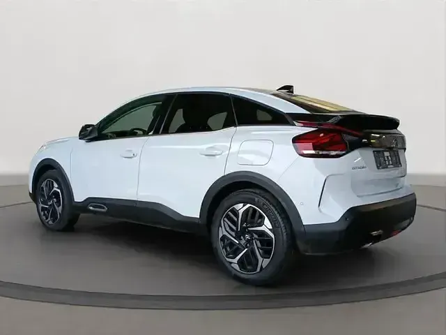 Gebraucht Citroën C4 Shine 96 PS (70 kW) 2023 Weiß SUV