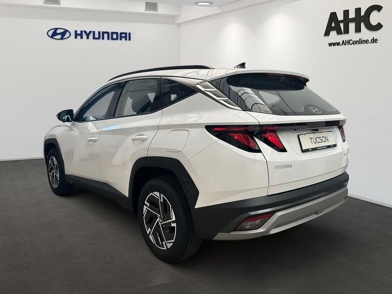 Neu Hyundai Tucson Select 150 PS (110 kW) 2026 Atlas white SUV