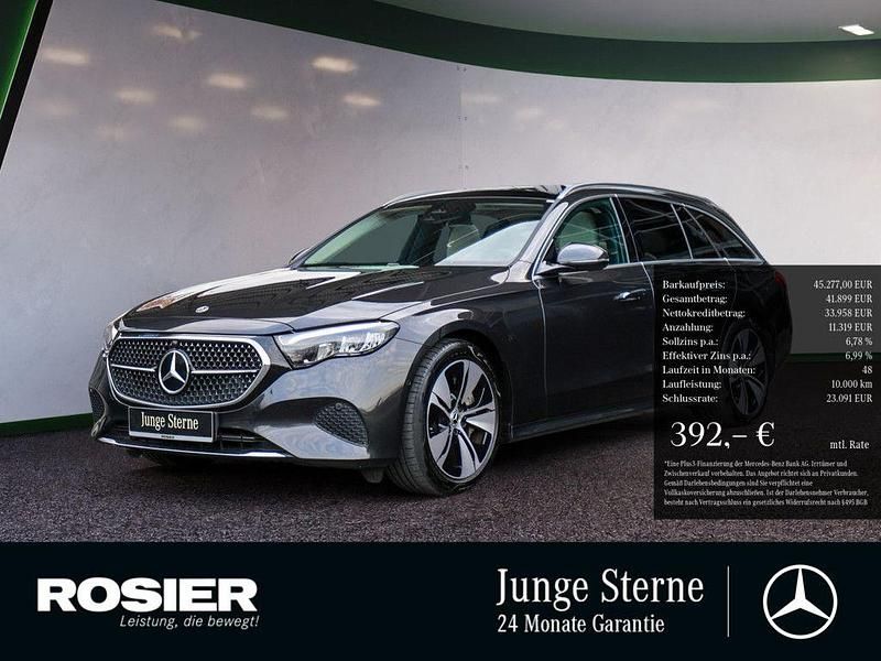 Grau Gebraucht 2024 Mercedes E300 Advanced Limousine | 45.277 € (Fairer Preis) - Bild 1/4
