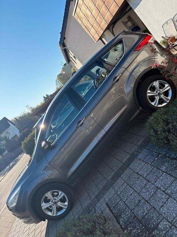Gebraucht Ford Kuga SYNC Edition 150 PS (110 kW) 2014 Grau SUV