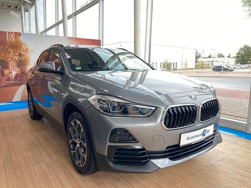 Grau Gebraucht 2022 BMW X2 Advantage SUV | 23.900 € (Fairer Preis) - Bild 1/4
