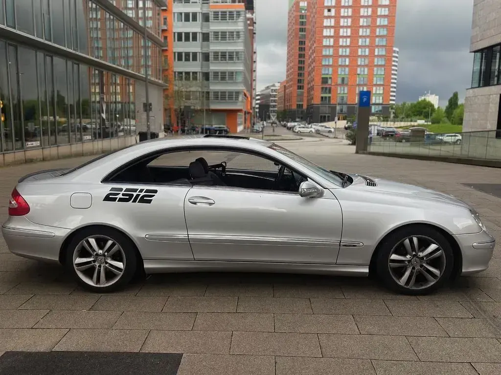 Gebraucht Mercedes CLK200 Avantgarde 184 PS (135 kW) 2005 Silber Coupé