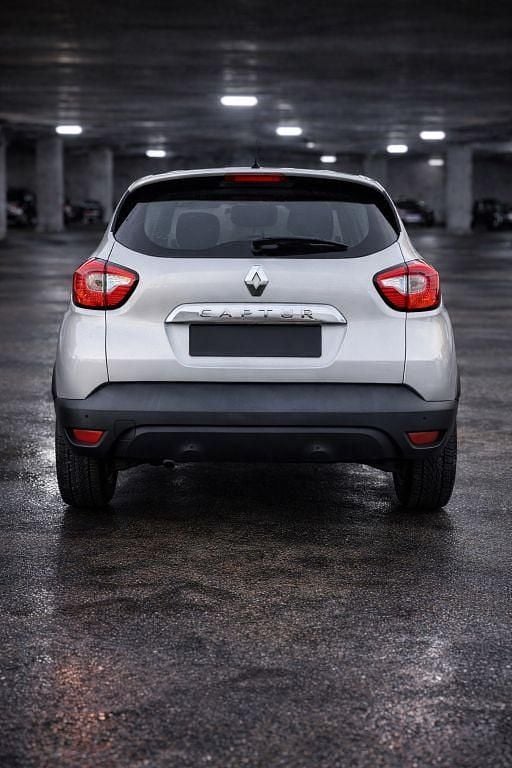 Gebraucht Renault Captur 118 PS (86 kW) 2016 Silber SUV