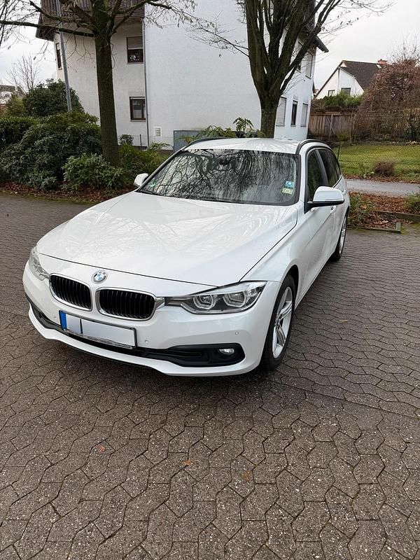Gebraucht BMW 318 Advantage 150 PS (110 kW) 2017 Kombi