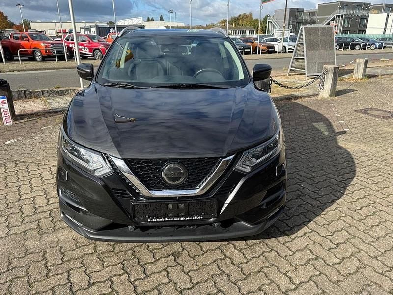 Schwarz Gebraucht 2019 Nissan Qashqai SUV | 13.300 € (Superpreis) - Bild 1/4