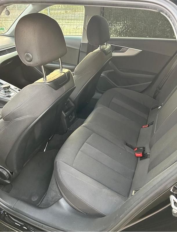 Gebraucht Audi A4 156 PS (114 kW) 2017 Schwarz Kombi