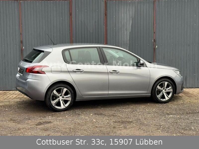 Gebraucht Peugeot 308 Active 131 PS (96 kW) 2018 Grau Limousine