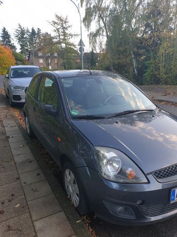 Gebraucht Ford Fiesta 109 PS (80 kW) 2006 Grau Kleinwagen