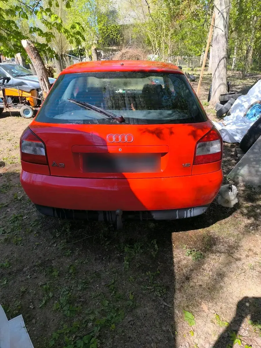 Używany Audi A3 102 KM (75 kW) 2000 Czerwony Hatchback