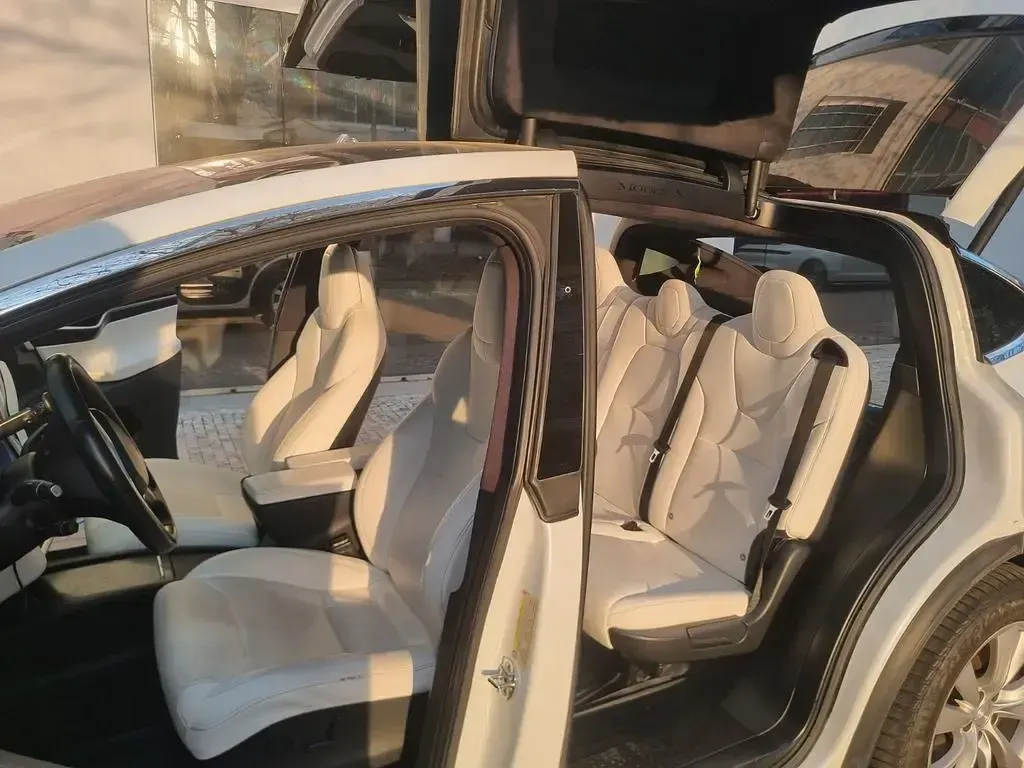 Brugt Tesla Model X 325 kW (443 HK) 2017 Hvid SUV