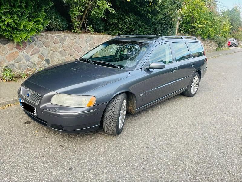 Andere farben Gebraucht 2005 Volvo V70 Kombi | 3.888 € - Bild 1/4