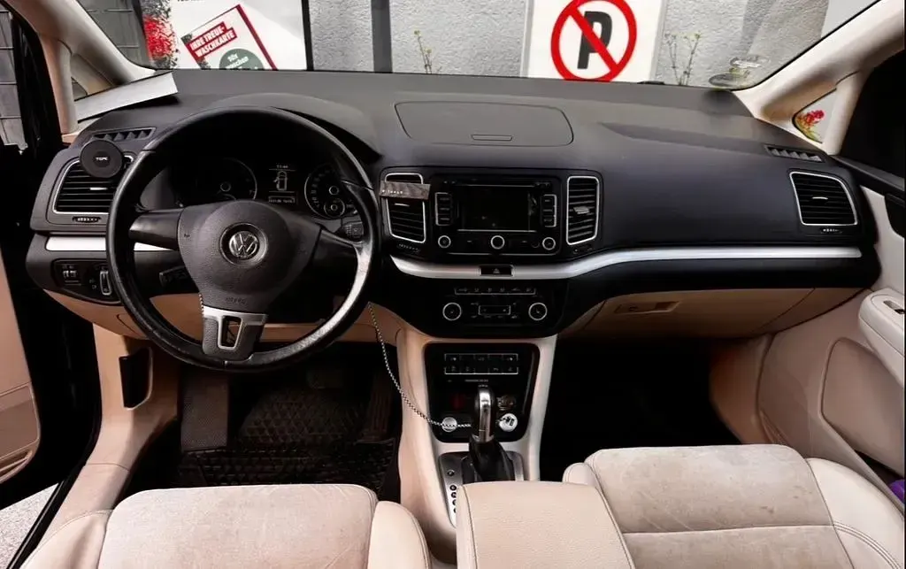 Gebraucht VW Sharan 150 PS (110 kW) 2011 Schwarz Van / Kleinbus