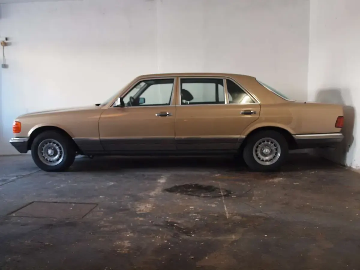 Gebraucht Mercedes 500 252 PS (185 kW) 1984 473 champagner Limousine