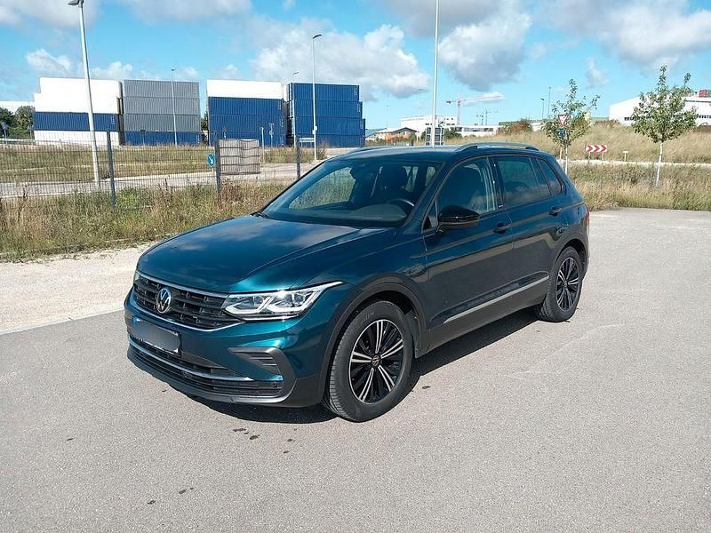 Blau Gebraucht 2021 VW Tiguan United SUV | 26.990 € (Fairer Preis) - Bild 1/4
