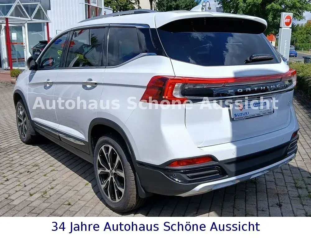 Neu DFSK Forthing 3 170 PS (125 kW) 2025 Weiß SUV