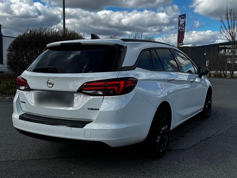 Gebraucht Opel Astra 150 PS (110 kW) 2018 Weiß Kombi