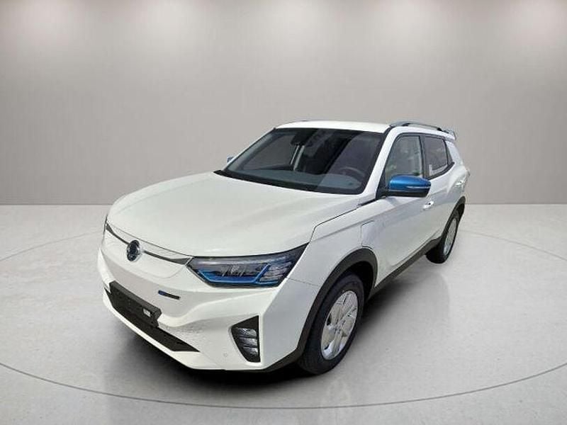 Grand white Gebraucht 2023 Ssangyong Korando SUV | 27.990 € (Etwas zu teuer) - Bild 1/4