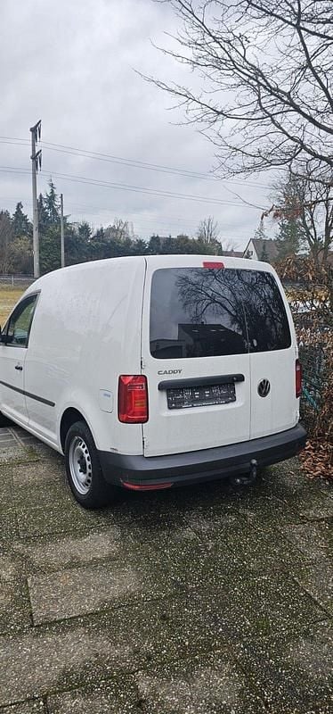 Gebraucht VW Caddy 84 PS (61 kW) 2018 Weiß Van / Kleinbus