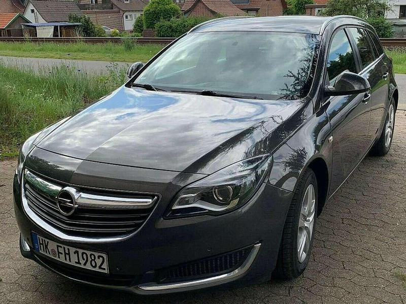 Grau Gebraucht 2016 Opel Insignia Sport Limousine | 7.700 € (Superpreis) - Bild 1/4