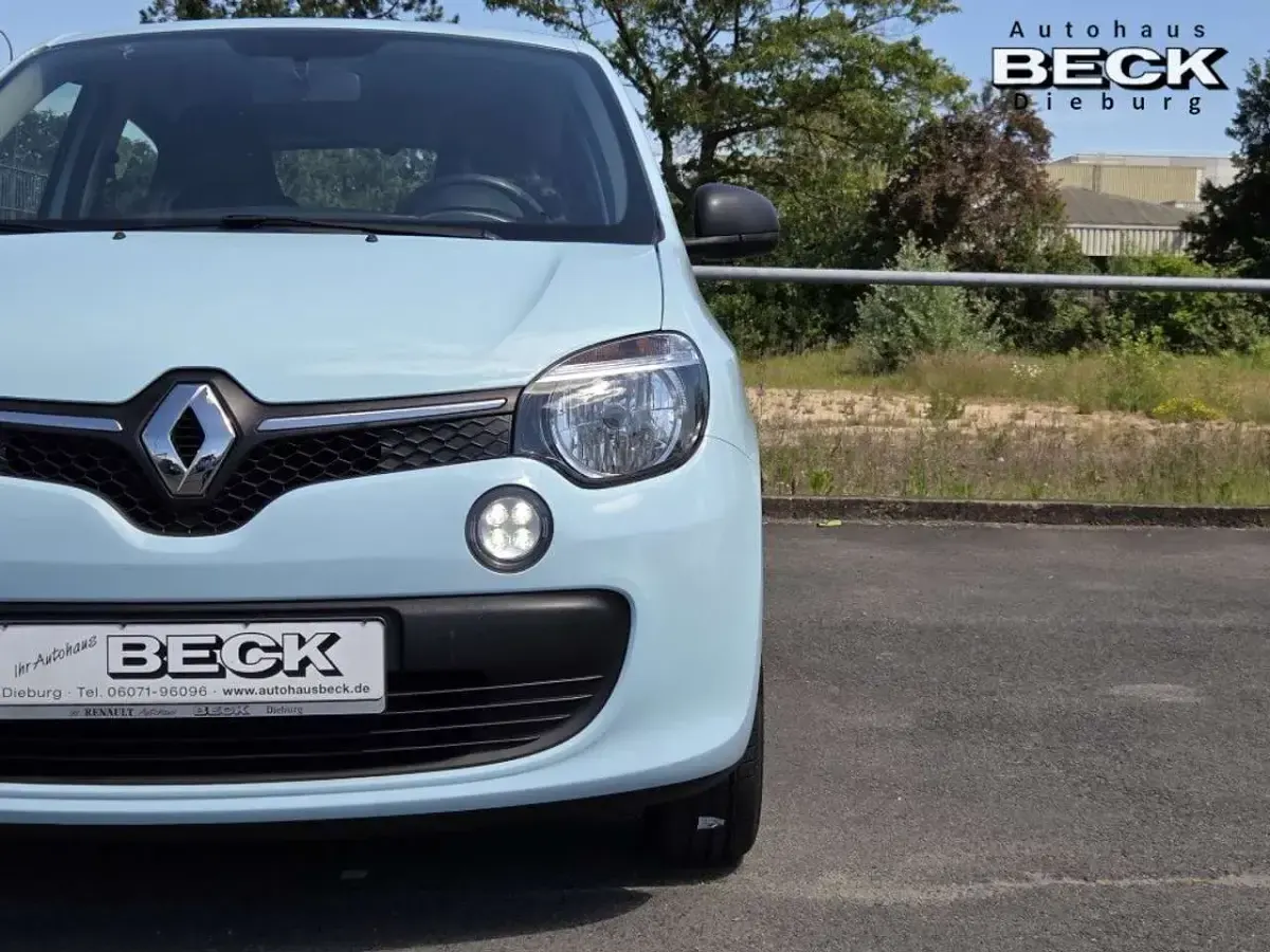 Gebraucht Renault Twingo Life 69 PS (50 kW) 2017 Bleu dragee Kleinwagen