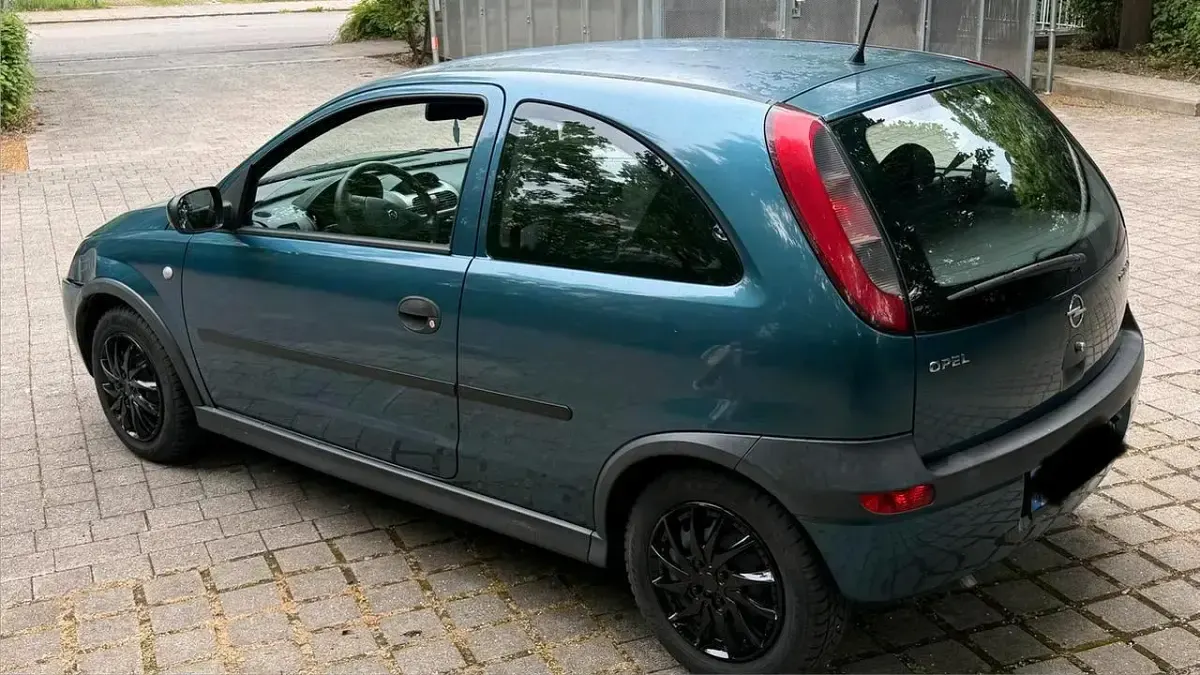 Gebraucht Opel Corsa 75 PS (55 kW) 2003 Grün Kleinwagen