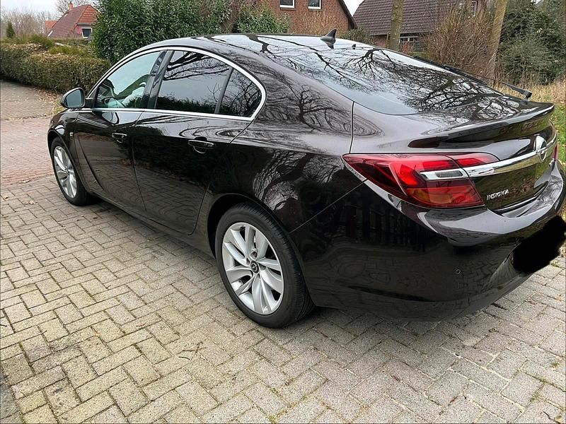 Gebraucht Opel Insignia 163 PS (119 kW) 2014 Braun Limousine