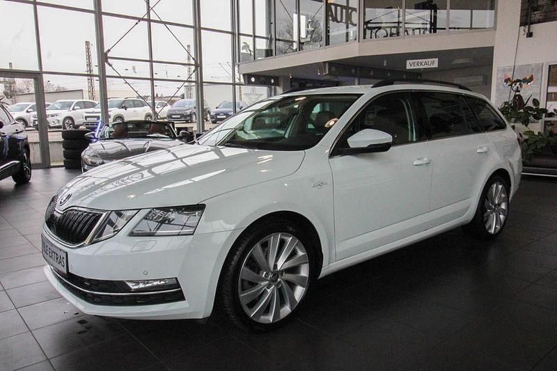 Gebraucht Skoda Octavia Business Line 150 PS (110 kW) 2018 Weiß Kombi