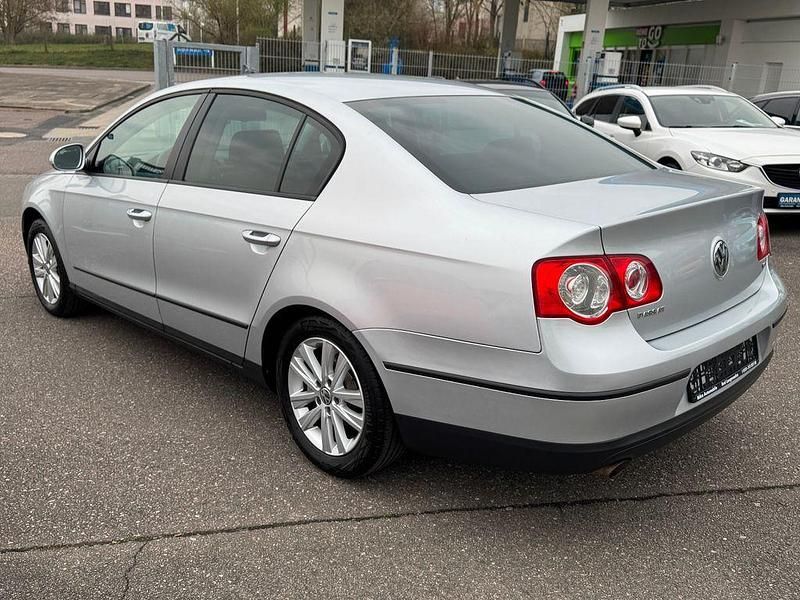 Gebraucht VW Passat Trendline 116 PS (85 kW) 2006 Silber Limousine