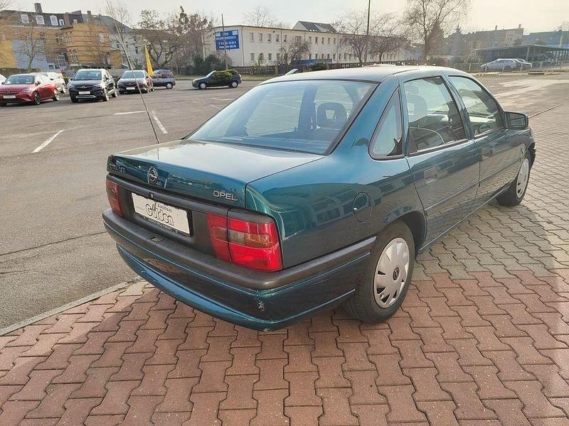 Gebraucht Opel Vectra 71 PS (52 kW) 1995 Grün Limousine