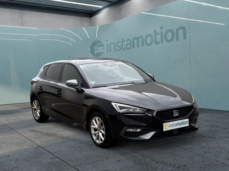 Schwarz Gebraucht 2024 Seat Leon FR Limousine | 31.630 € (Teuer) - Bild 1/4