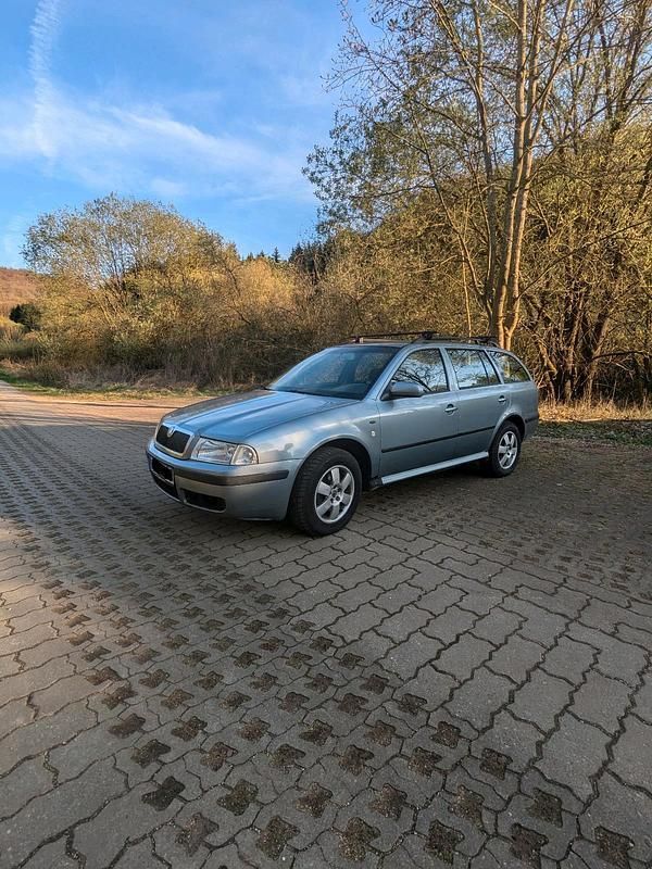 Gebraucht 2003 Skoda Octavia Kombi | 1.200 € (Guter Preis) - Bild 1/4