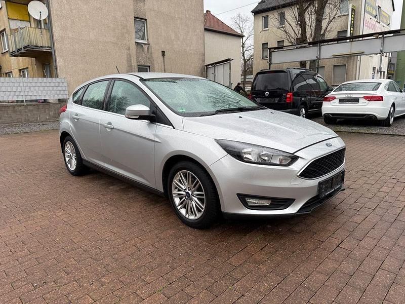 Gebraucht Ford Focus 101 PS (74 kW) 2017 Silber Limousine